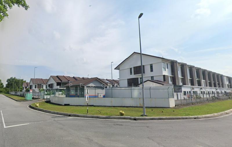 3 Storey Terrace House @ Putra Prima Utama, Puchong - 5