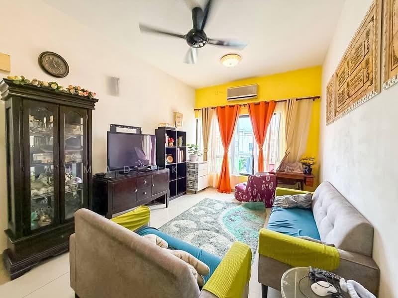 Bandar Tasik Kesuma - 4