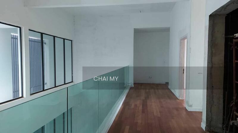 Bungalow at OUG - 2