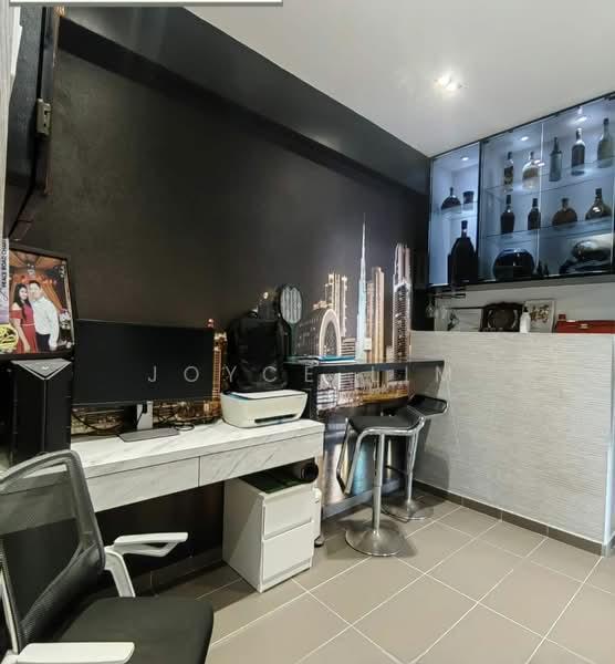 Golden Triangle 2 - 1