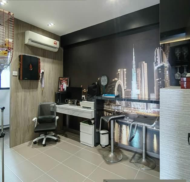 Golden Triangle 2 - 2