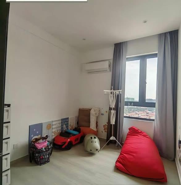 Golden Triangle 2 - 4