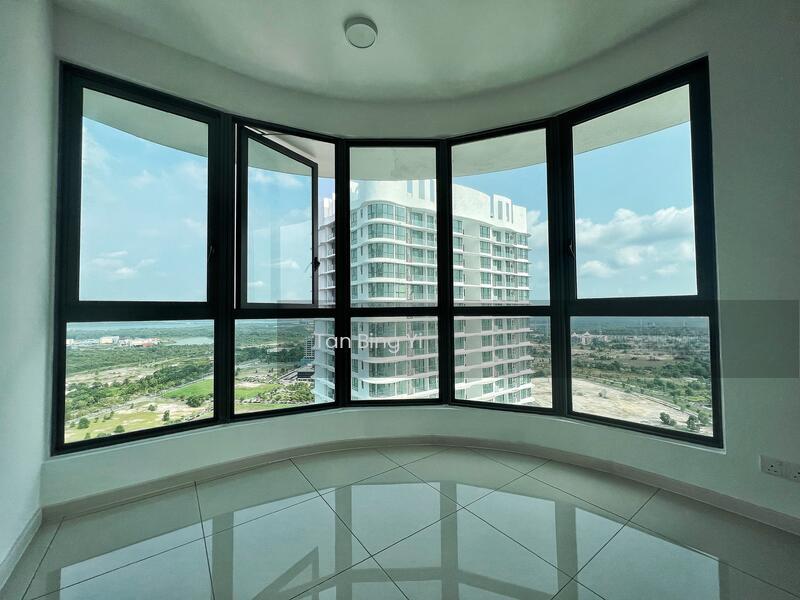 The M @ Medini Macrolink - 4