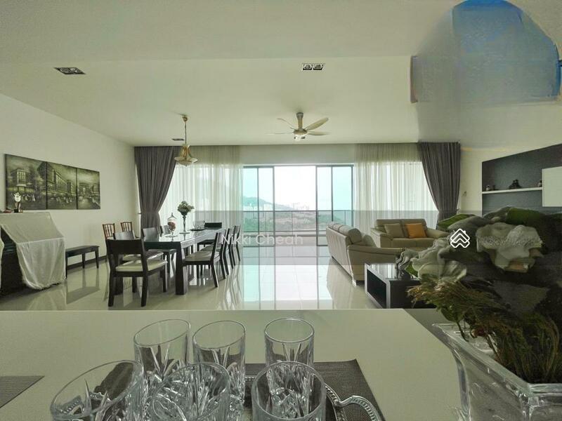Infinity Beachfront Condominium - 2