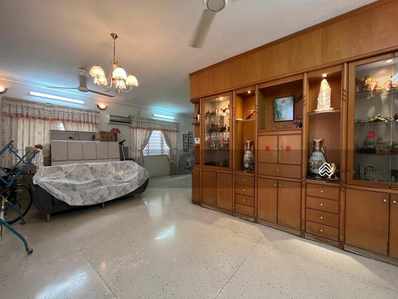 Kampung Pisang, Alor Setar (Near Aman Central) - 1