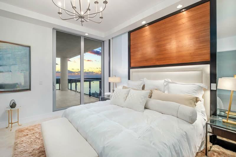 {10 UNITS LEFT} Luxury Condo 25k CashBack 0 D/P 1st Come 1st Serve !! - 1