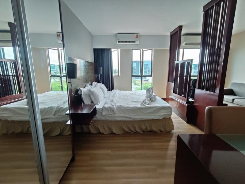 South China Sea Place Suite - 4