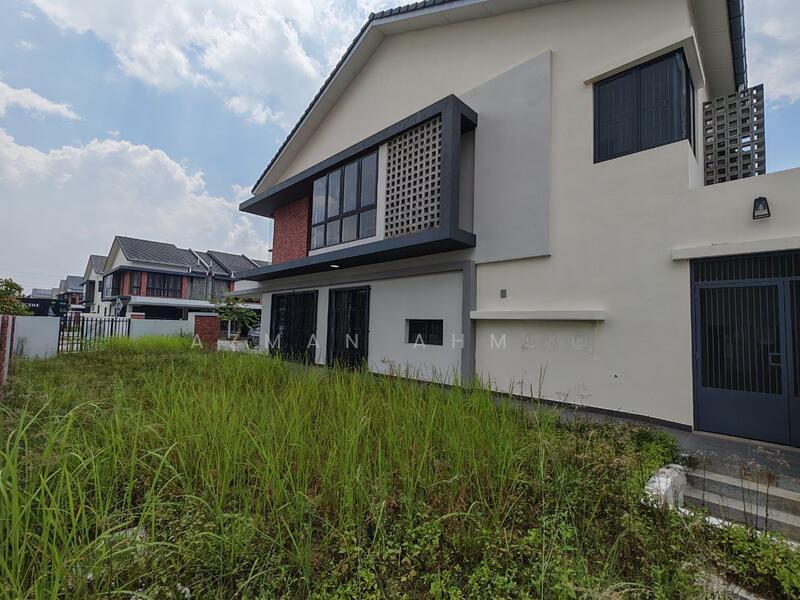 City of Elmina : Elmina Valley 2 - 2