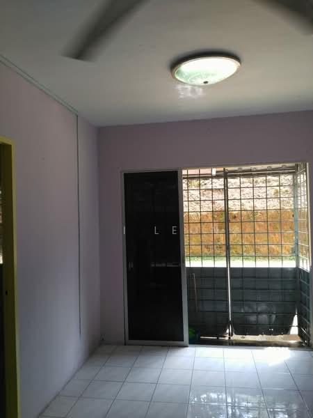 Lestari Apartment - 4