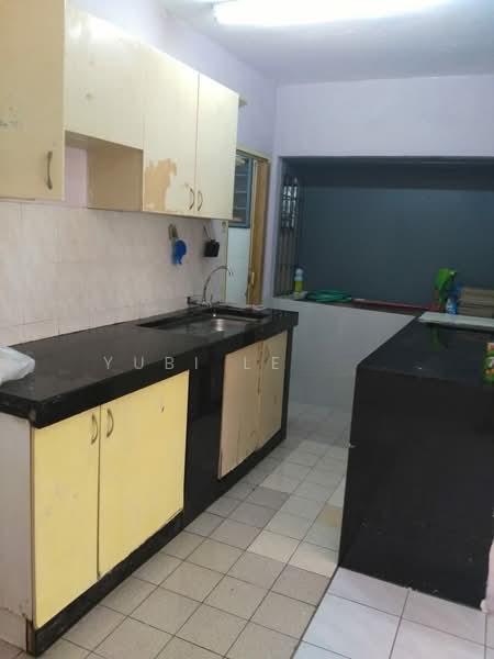 Lestari Apartment - 5