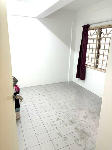 Cheras Perdana Apartment Block D, E - 4