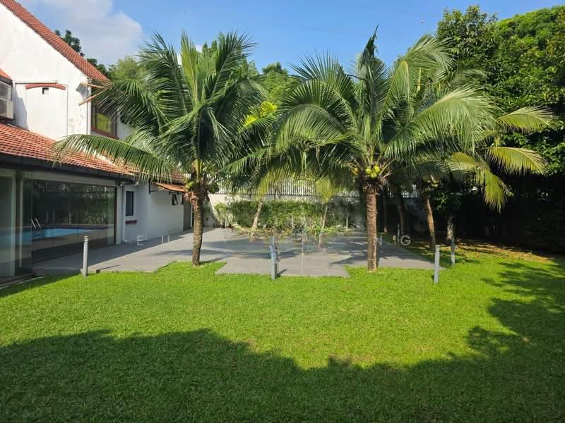 Bungalow at Taman U Thant - 4