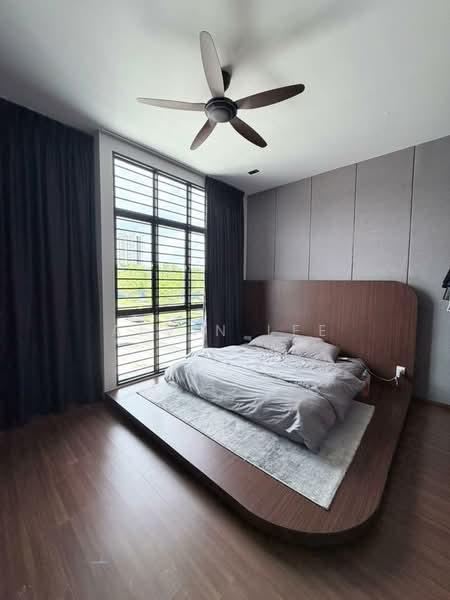Kajang East - 4