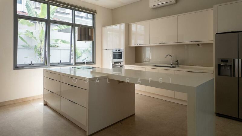 The Residence - 4