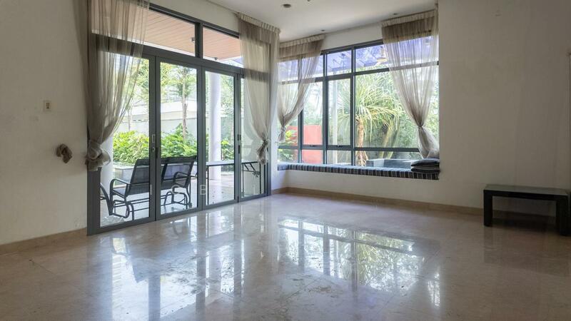 The Residence - 5