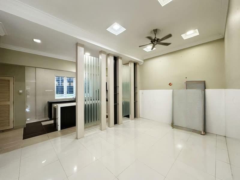 Mahkota Cheras - 4