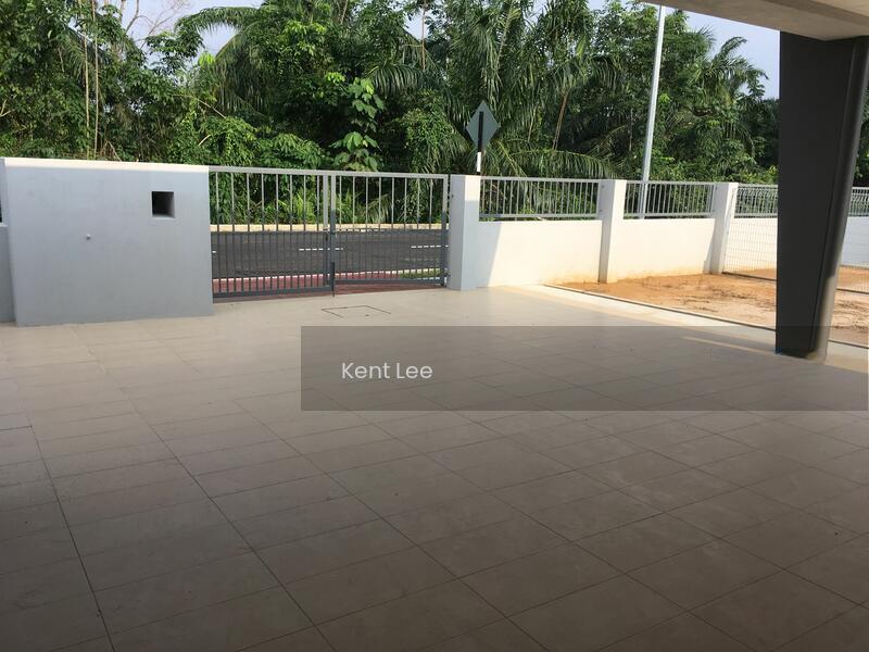 Semi-D house at Klang - 3