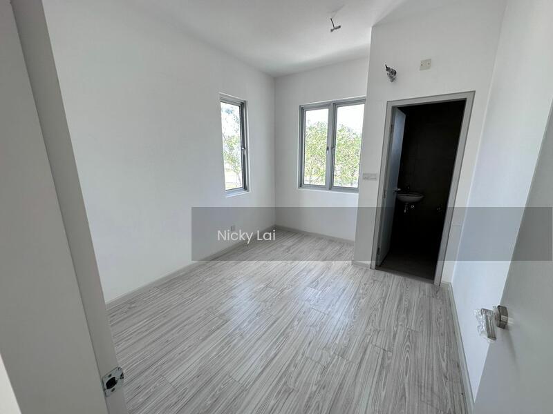 Chloe Residence - 2