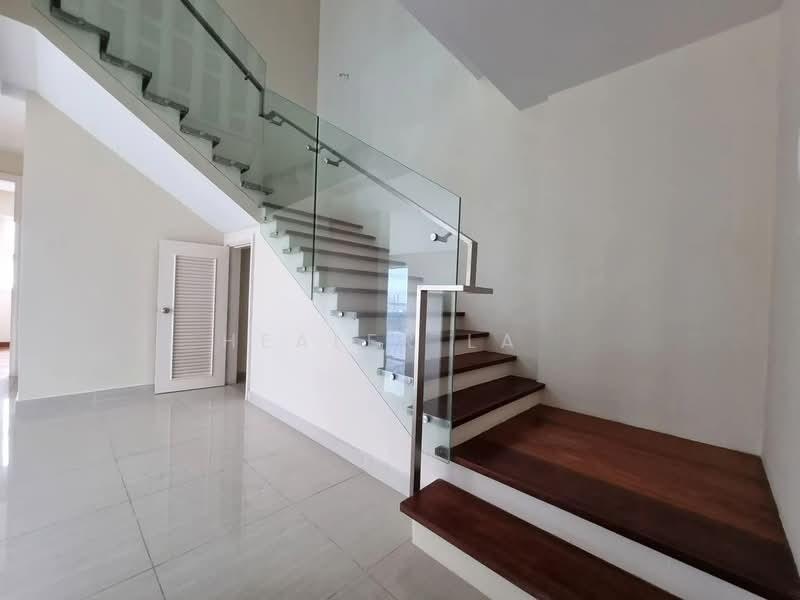 Medini Signature - 3