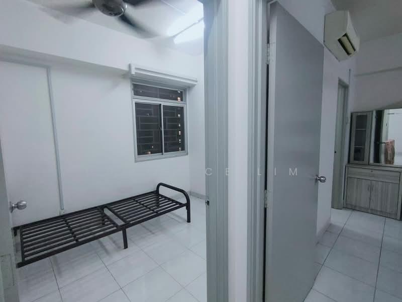 Main Place Residence - 5