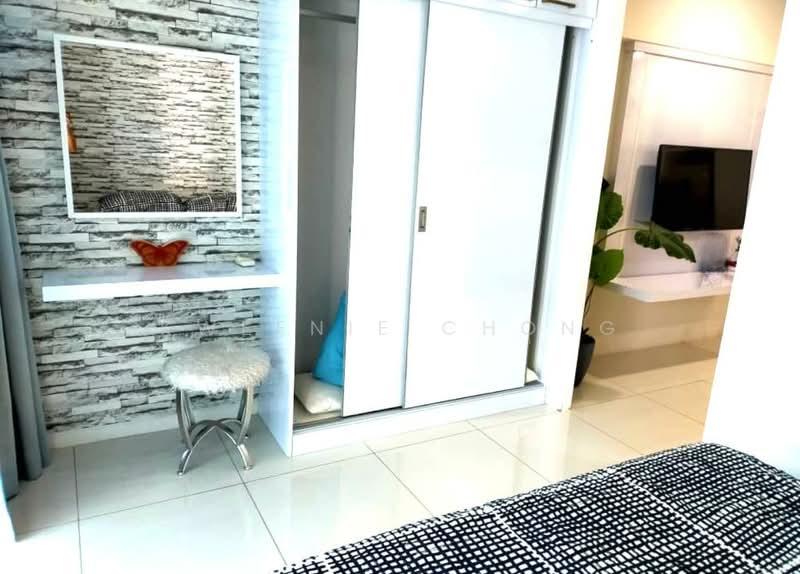 Mercu Summer Suites - 5