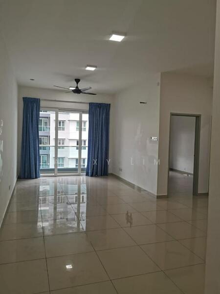 Seasons Amara Larkin - 2