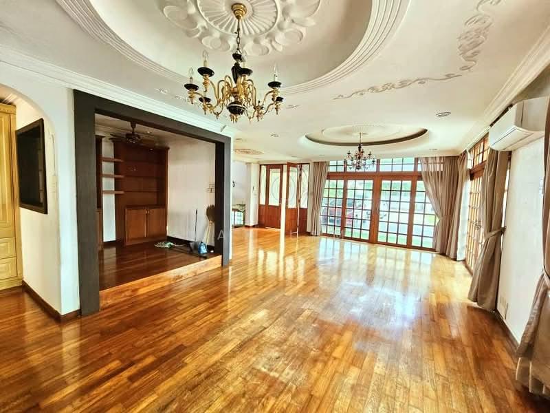 2 Storey Bungalow @ Jesselton Pulau Tikus - 4