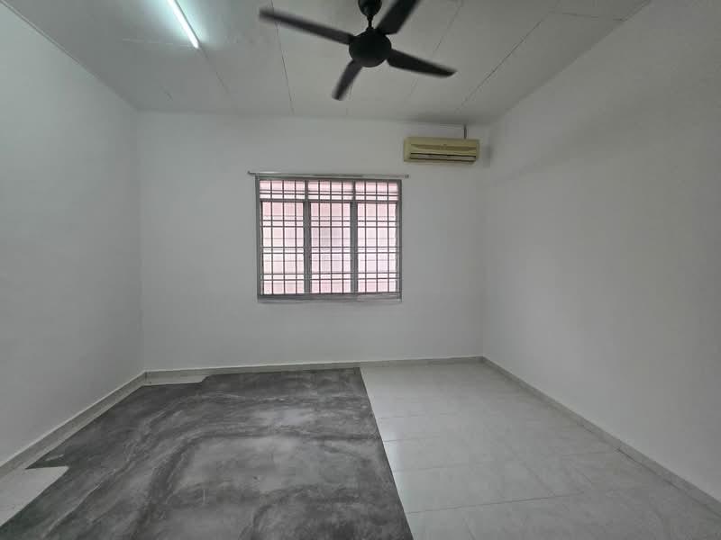 Taman Sri Kluang - 4