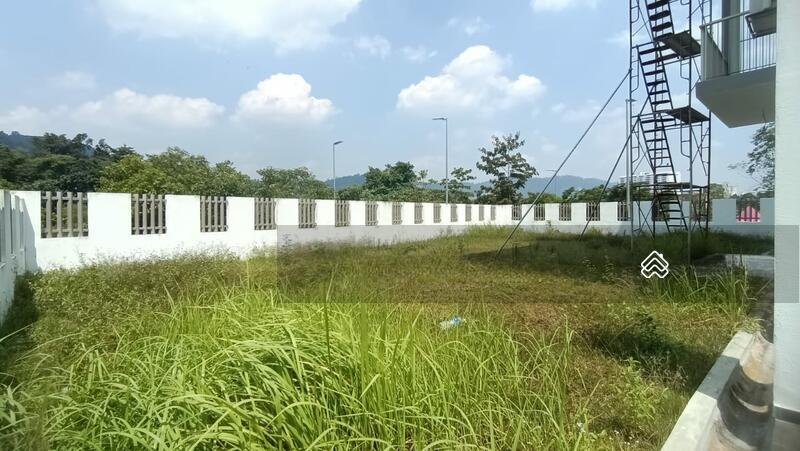 Corner Unit 3 Storey Superlink Puncak Indah Ampang - 4