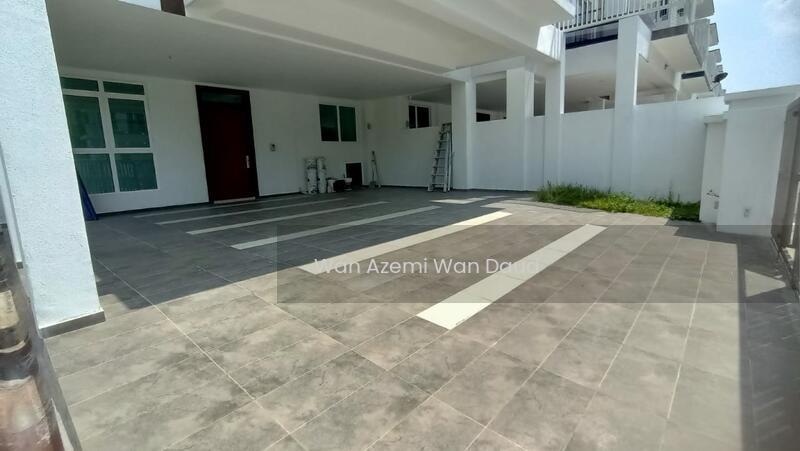 Corner Unit 3 Storey Superlink Puncak Indah Ampang - 2