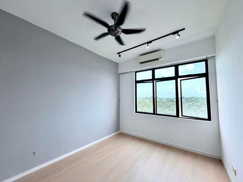 Sky Gardens Residences - 5