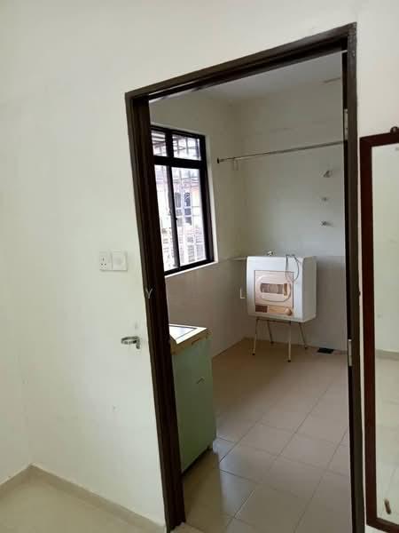 Bayan Lepas 2 and Half Storey Terrace 3100sqft For Sale - 5