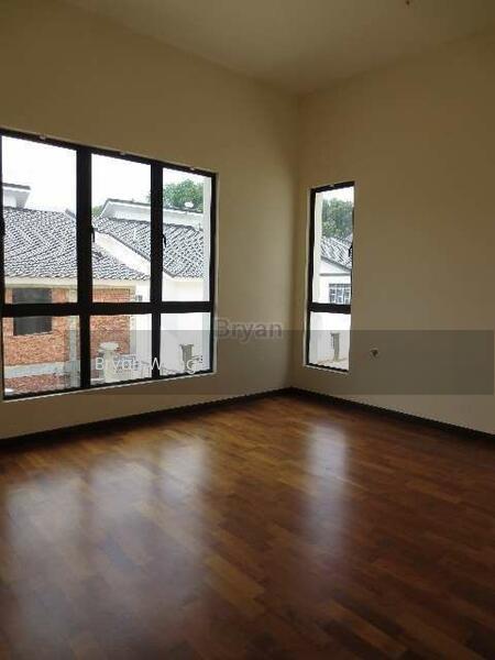 Bungalow at Kajang - 3