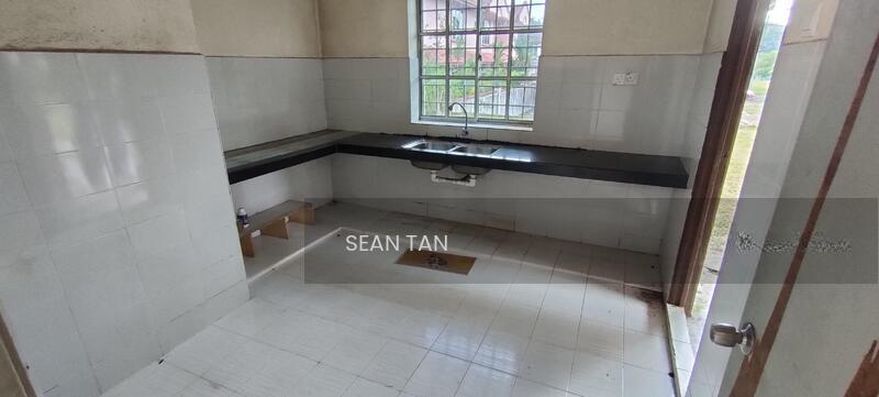 BUKIT BERUNTUNG BUNGALOW FOR SALE - 4