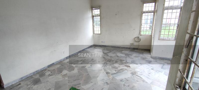 BUKIT BERUNTUNG BUNGALOW FOR SALE - 5