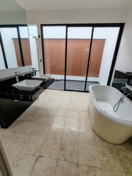 Lake Edge Puchong - 4
