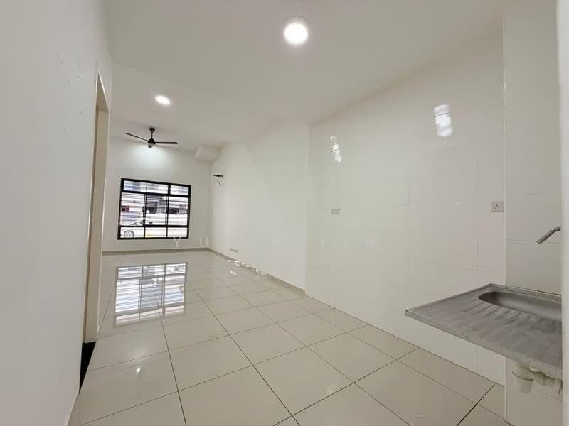26th Avenue, Bukit Indah - 4
