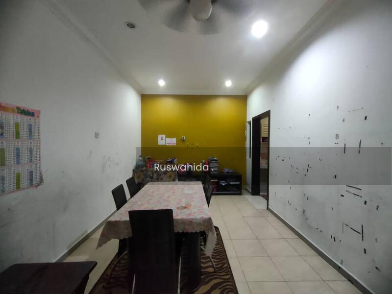 Semi-D Jalan Lakeville, Bandar Seri Iskandar For Sale - Below Market Value - 3