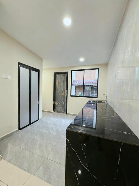 Taman Mega Ria - 4
