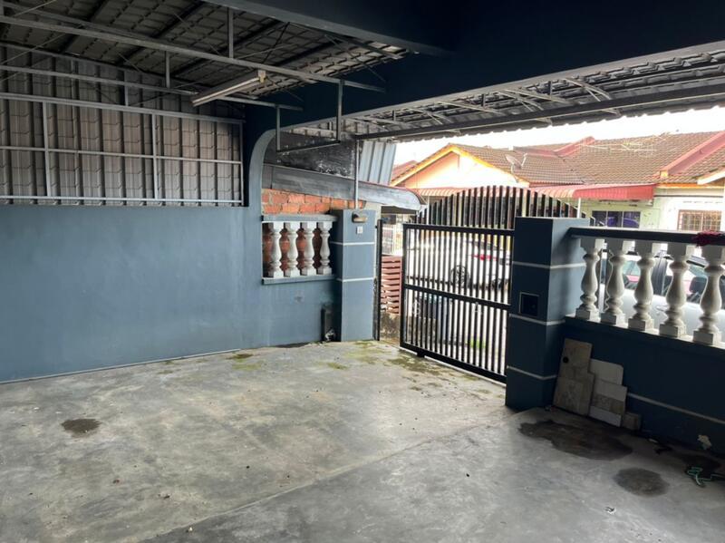 Kulai Taman Saga Medium Cost House - 1