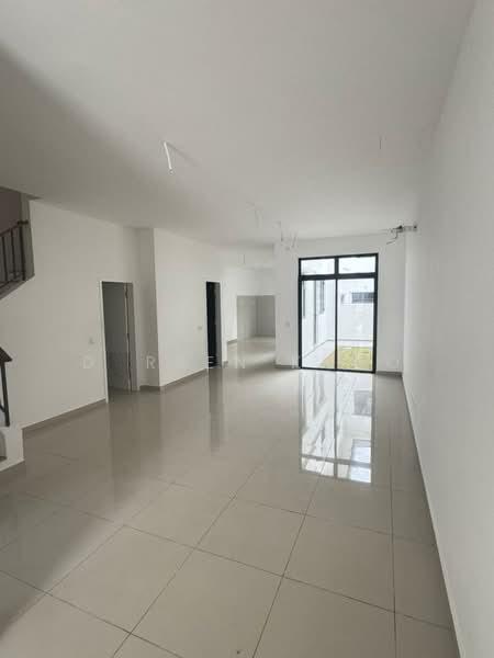 Eco Botanic 3 @ The Commune - 2