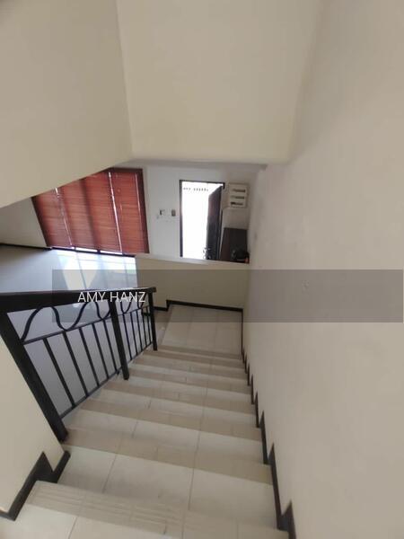 Terrace house at Cheras - 4