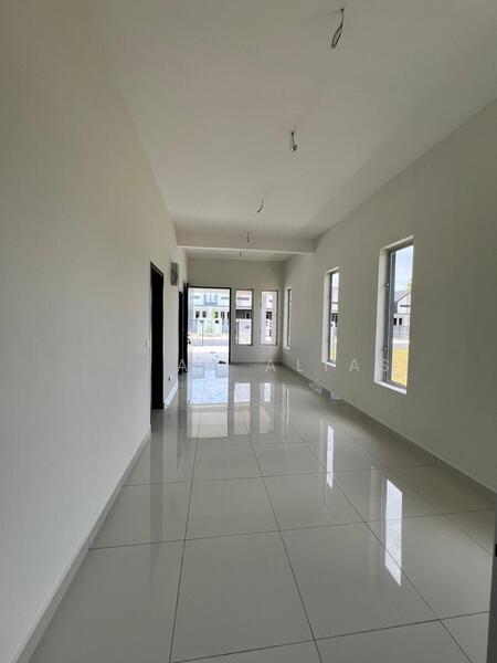 Brand New Single Storey Terrace J1 Residence Jenderam - 5