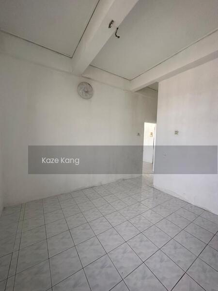 Pangsapuri Bayan Permai - 4