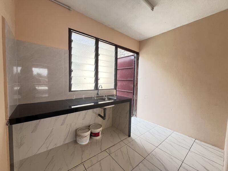 Refurbished House at Taman Daya Bidor - 4