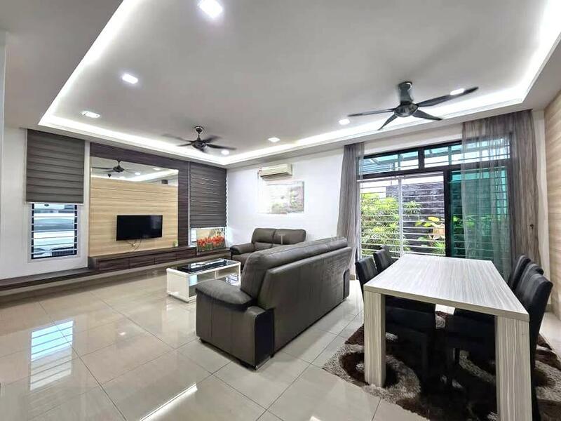 Taman Ungku Tun Aminah - 2