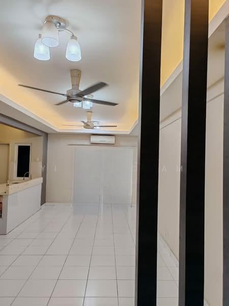 First Residence (Residensi Unggul) - 1