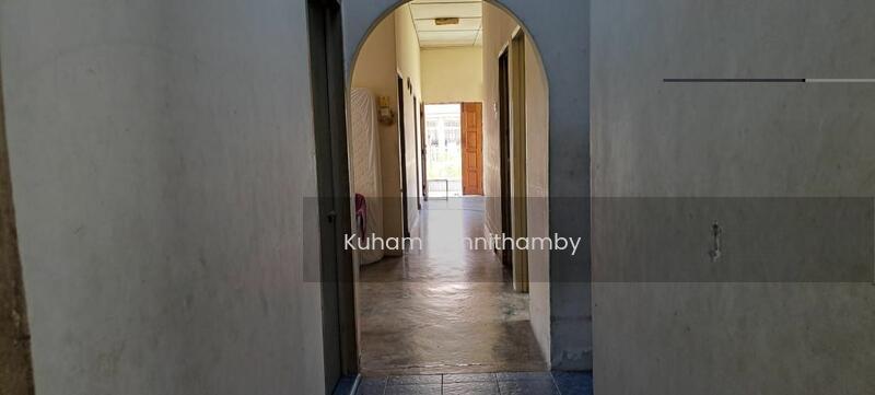 Bungalow at Kajang - 4