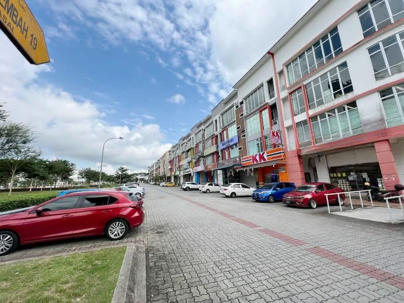 Bandar Seri Alam - 4