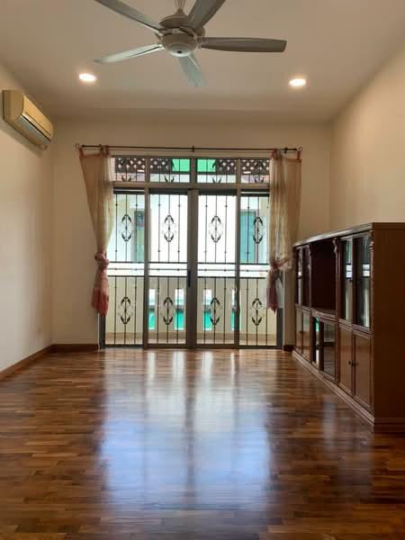 Kiara 2 @ Austin Heights 2 - 5